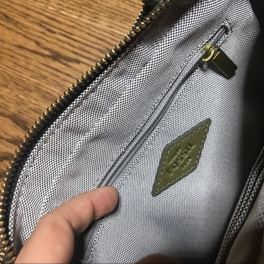 Fossil Purse And Wallet - image 8